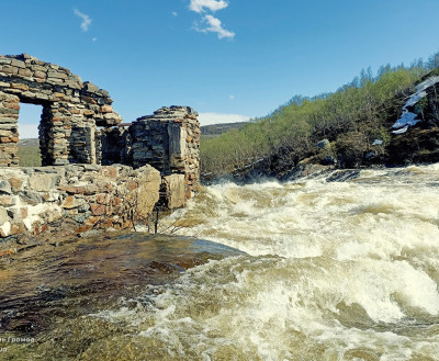 ФОТО ДНЯ: водопад на реке Титовка в районе разрушенной ГЭС