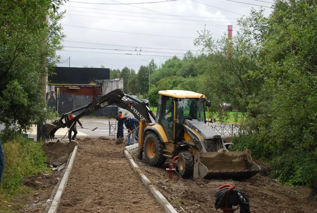 Программа по ямочному ремонту дворов в Мурманске сорвана