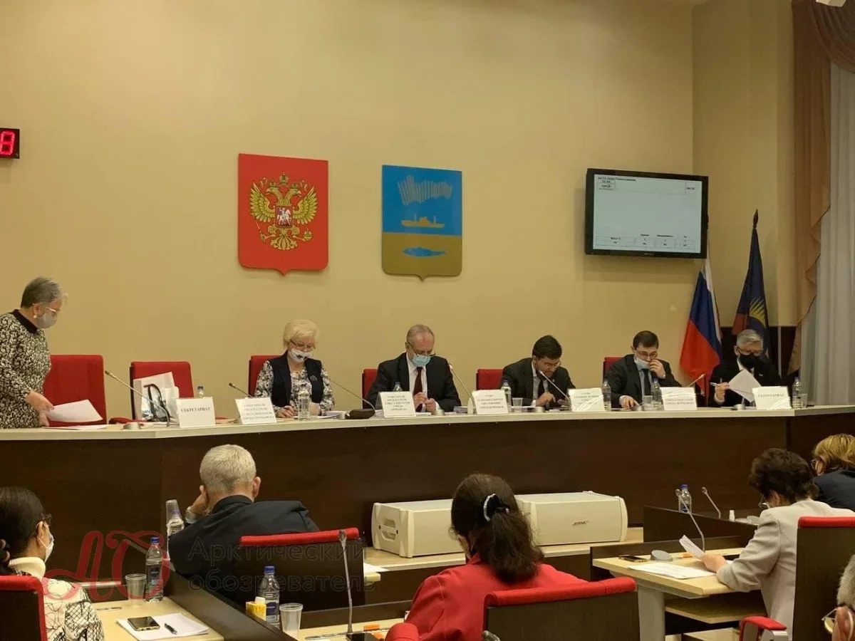 Горсовет на стал рассматривать вопрос о досрочном прекращении депутатских полномочий Хабарова