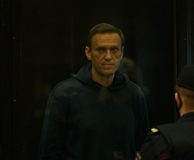 Алексею Навальному заменили условный срок по делу «Ив Роше» на реальный