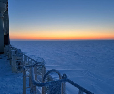 ФОТО ДНЯ: Восхитительное утро в арктической пустыне