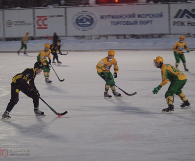 Рождественский хоккейный бой: «Мурман» проиграл «Воднику» в напряжённом домашнем матче