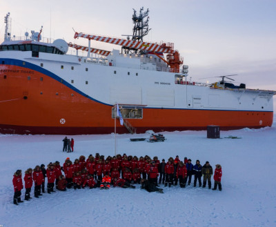 ФОТО ДНЯ: Дрейфующая полярная станция «Северный полюс-41» начала работу