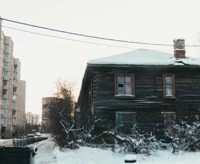 Сроки расселения из аварийных домов в Мурманске увеличили до 2028 года