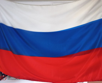 Минобр Мурманской области закупит комплекты госсимволов для «патриотического воспитания»