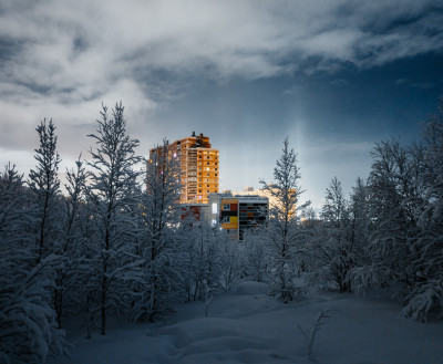 ФОТО ДНЯ: Город среди зимней сказки