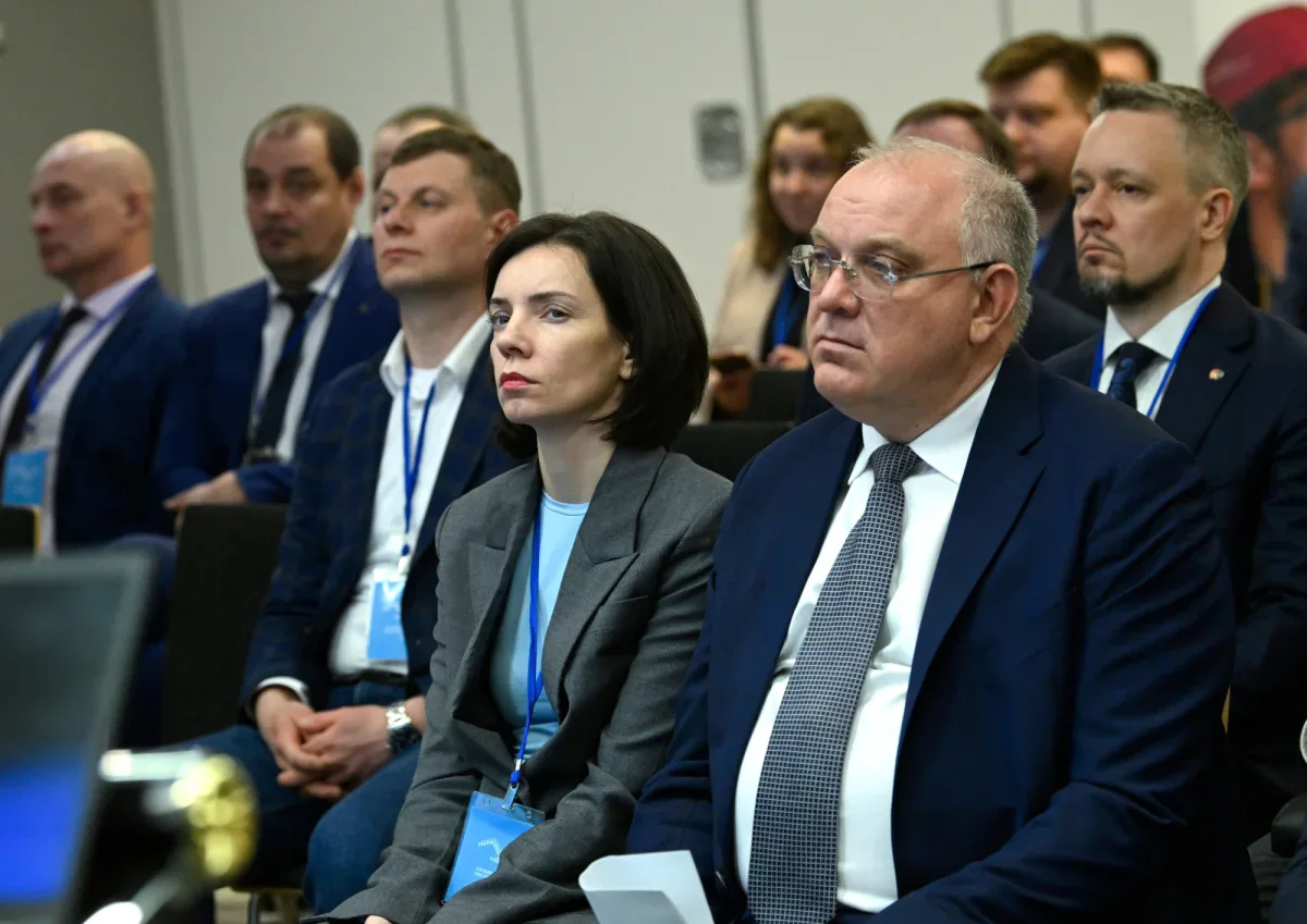 В Мурманске прошла стратегическая сессия на тему «Перспективы развития Мурманского морского торгового порта»