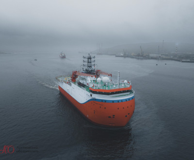 ДАТА: Ледостойкой самодвижущайся платформе «Северный полюс» — 5 лет