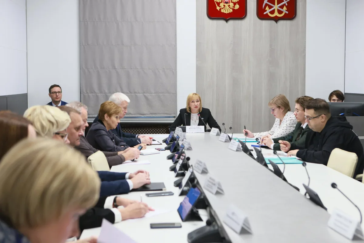 Мурманские депутаты одобрили перевод беременных на удаленку